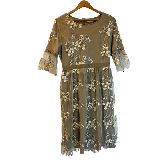 Böhme Dresses & Skirts - BOHME Floral Taupe/Green/Gray Special Occasion Sz 10